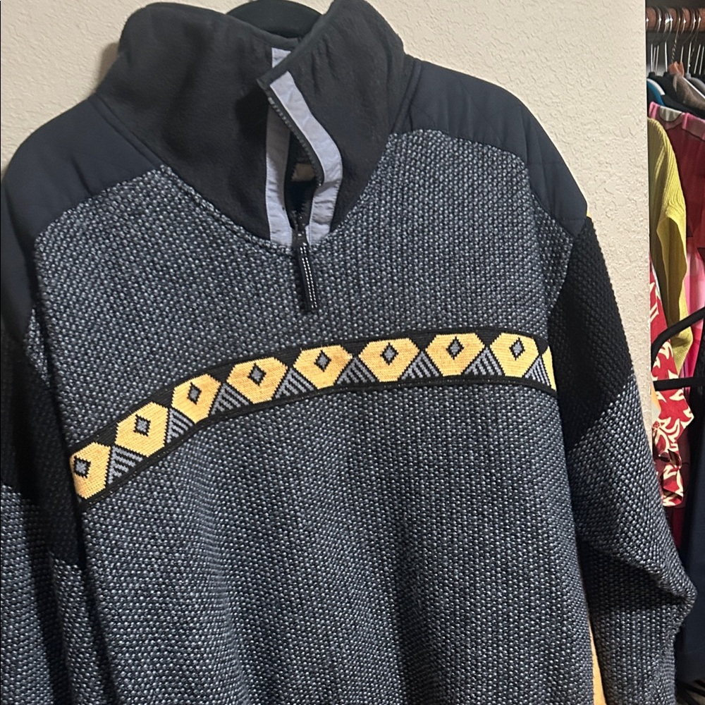 Obermeyer Black and Yellow Patterned Zip-Up Sweater